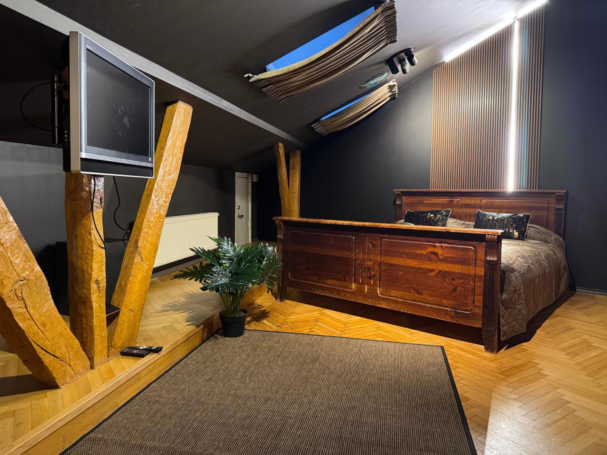 Historic Residence Apartments At Old Town Tallinn Ngoại thất bức ảnh